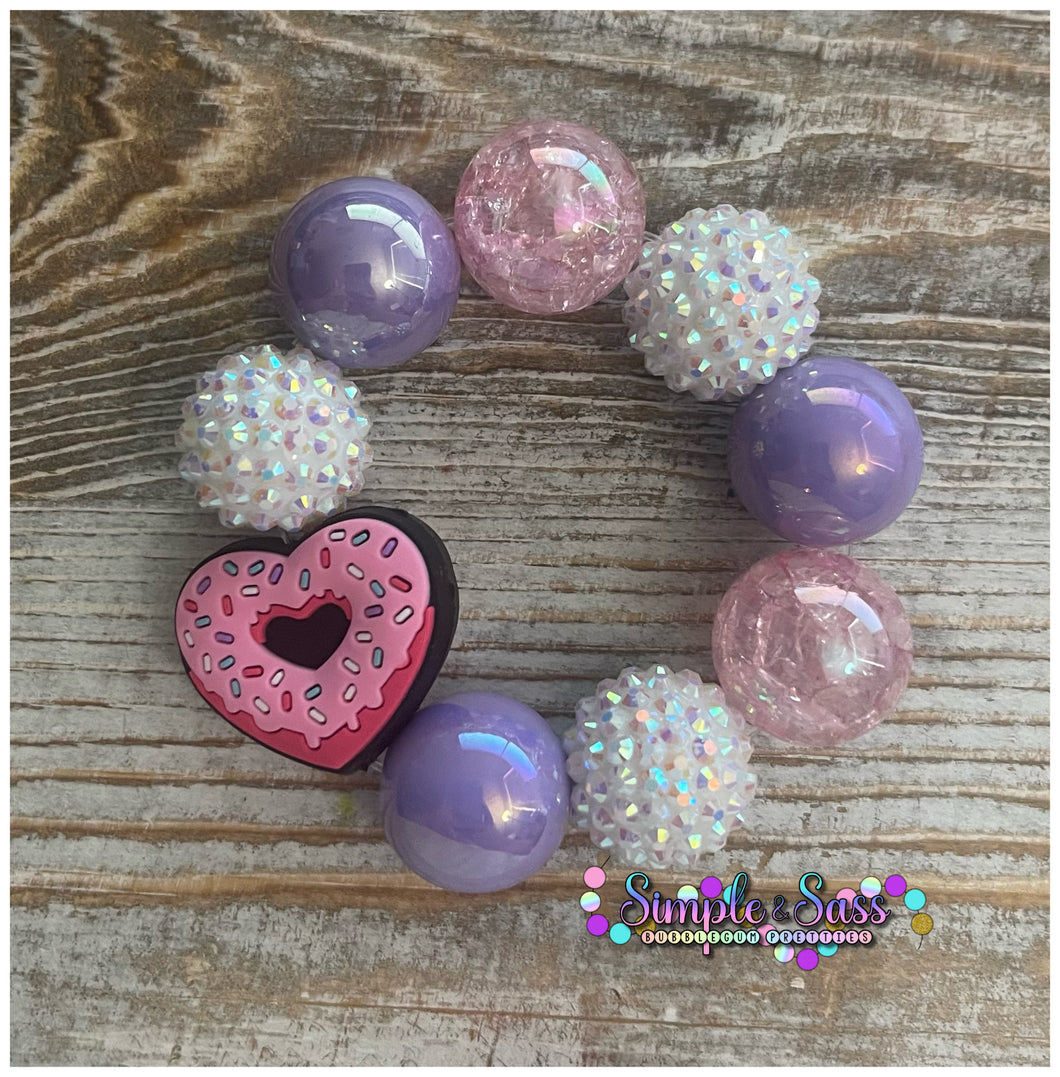 Heart Donut Jumbo Bead Bubblegum Bead Bracelet with Silicone Focal Bead