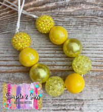 Load image into Gallery viewer, Yellow Solid Mix Bubblegum Bead Necklace
